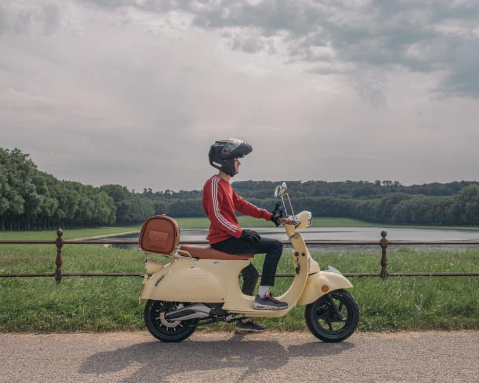 Jean-Matthieu.Gautier-5332 scooter retro Pink Style 125